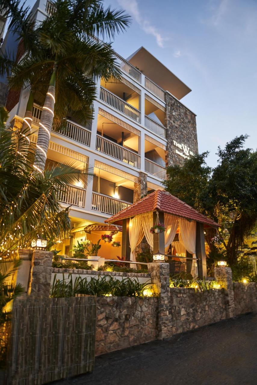 Resort The Wind - Tropical Hillside Escape